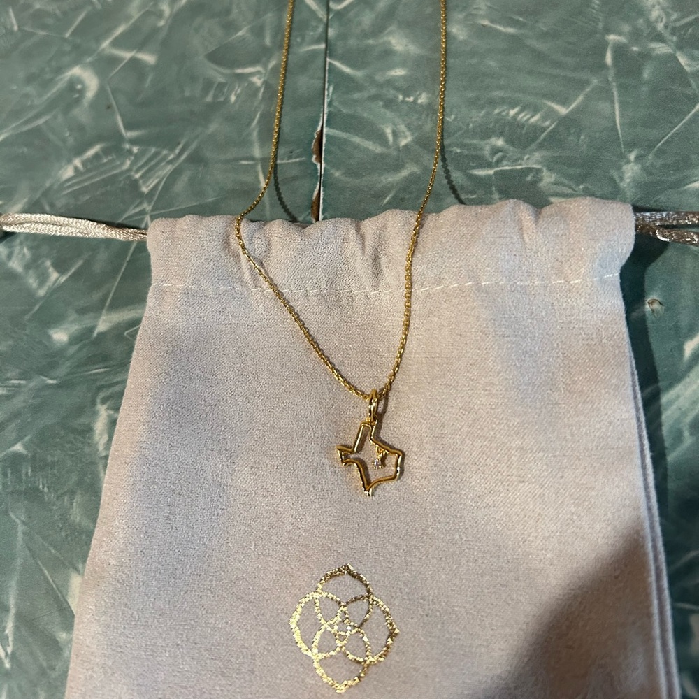 Kendra Scott Texas Gold Necklace